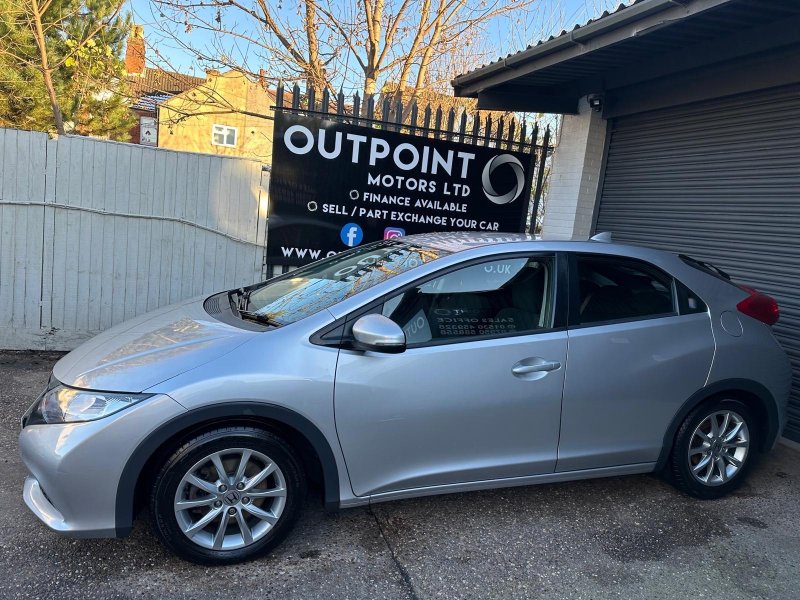 HONDA CIVIC 2.2 i-DTEC ES Euro 5 (s/s) 5dr 2012