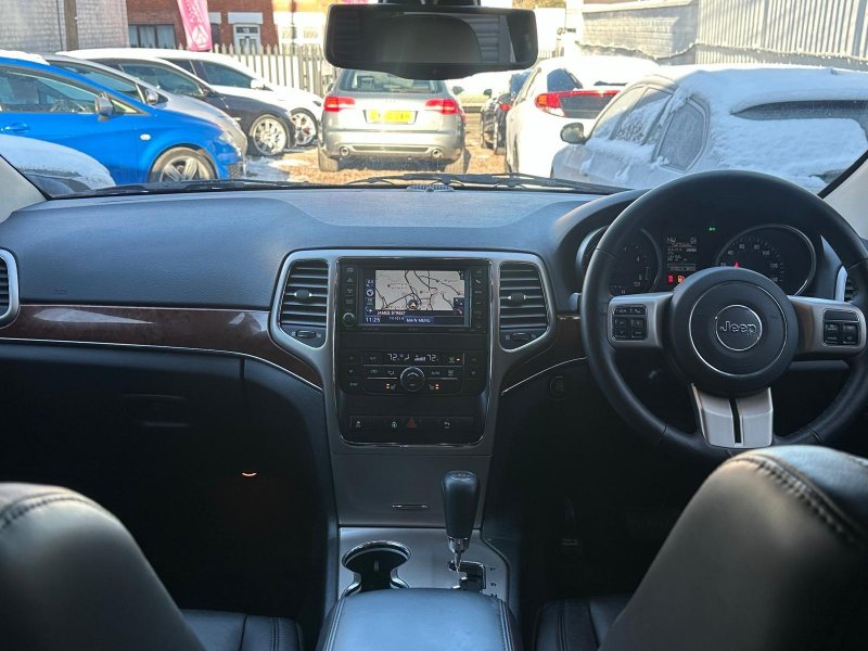 JEEP GRAND CHEROKEE 3.0 CRD Limited 4WD 5dr 2011