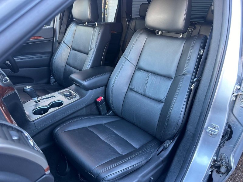 JEEP GRAND CHEROKEE 3.0 CRD Limited 4WD 5dr 2011