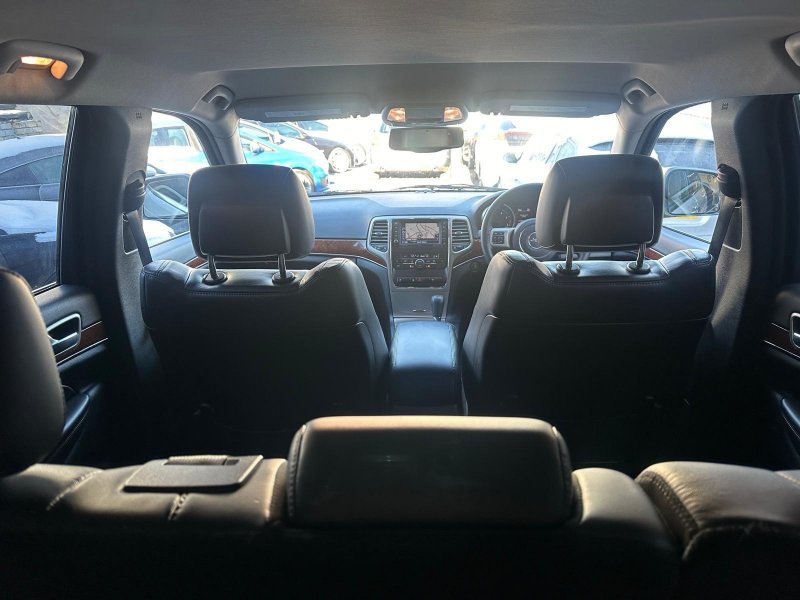 JEEP GRAND CHEROKEE 3.0 CRD Limited 4WD 5dr 2011