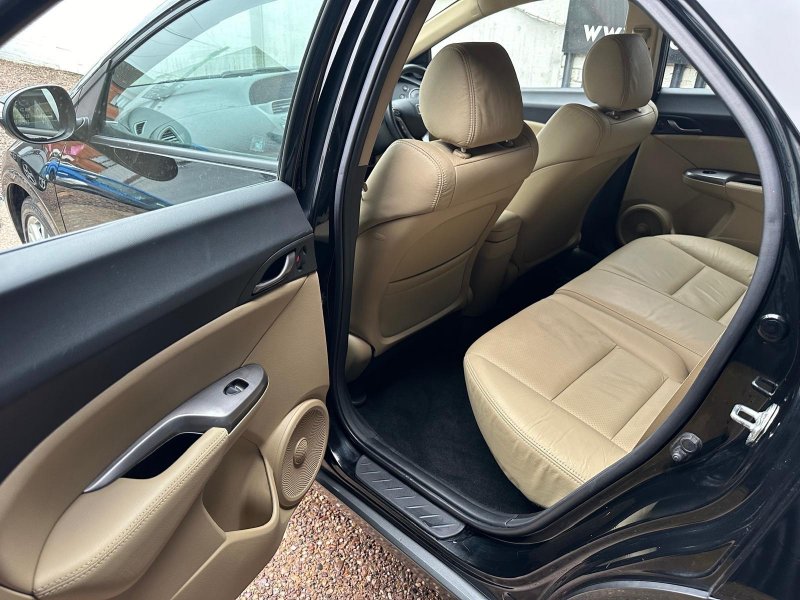 HONDA CIVIC 1.8 i-VTEC EX GT 5dr 2010