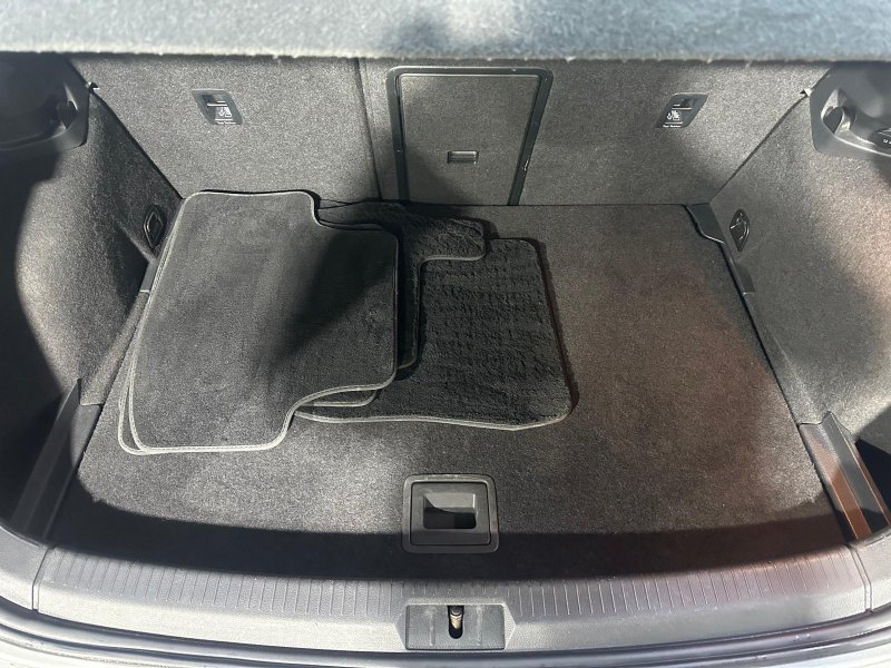 VOLKSWAGEN GOLF 1.6 TDI BlueMotion Tech SE Euro 5 (s/s) 5dr 2013
