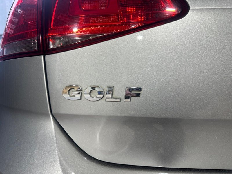VOLKSWAGEN GOLF 1.6 TDI BlueMotion Tech SE Euro 5 (s/s) 5dr 2013