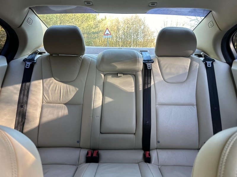 VOLVO S60 2.0 D3 SE Lux Geartronic Euro 5 4dr 2010
