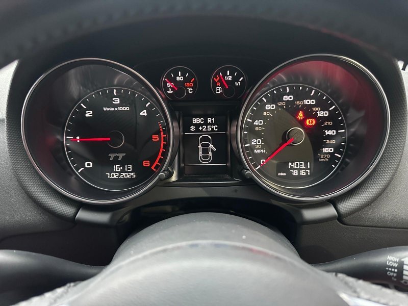 AUDI TT 2.0 TDI Black Edition quattro Euro 5 3dr 2013