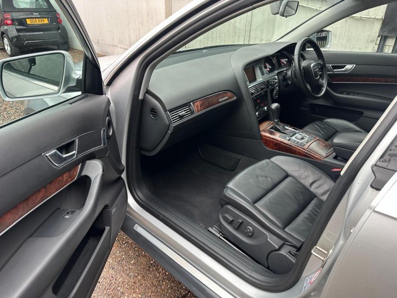 AUDI A6 ALLROAD 3.0 TDI quattro 5dr 2009