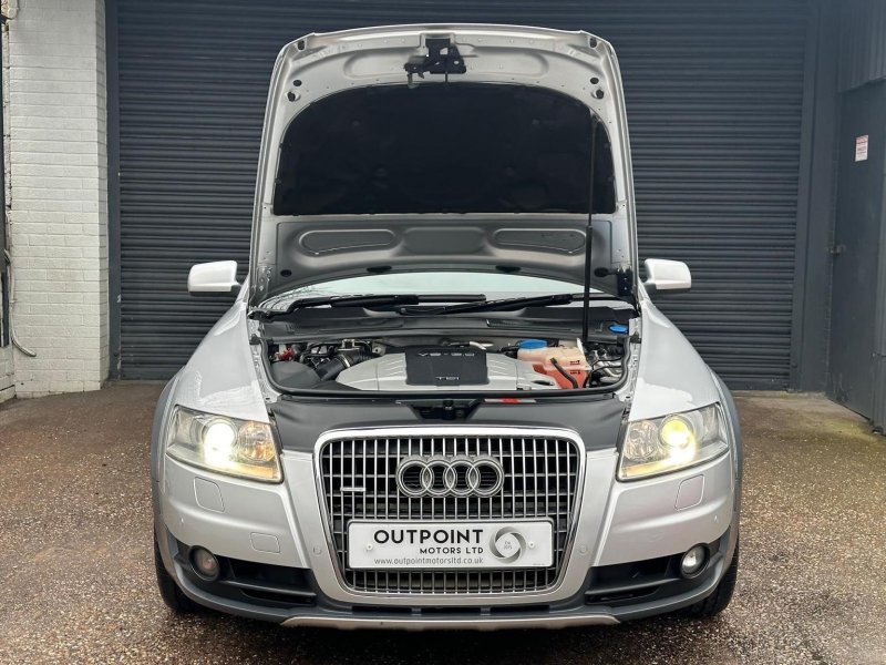 AUDI A6 ALLROAD 3.0 TDI quattro 5dr 2009