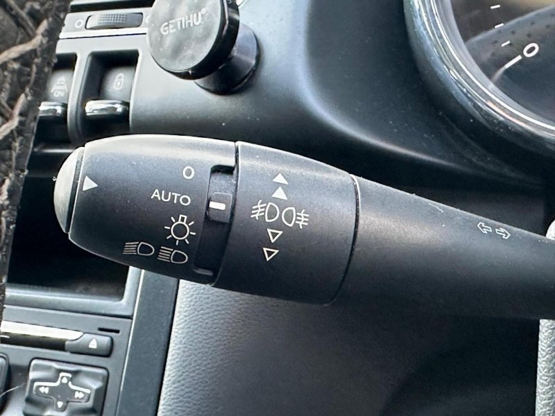 PEUGEOT 3008 2.0 HDi Allure Auto Euro 5 5dr 2012
