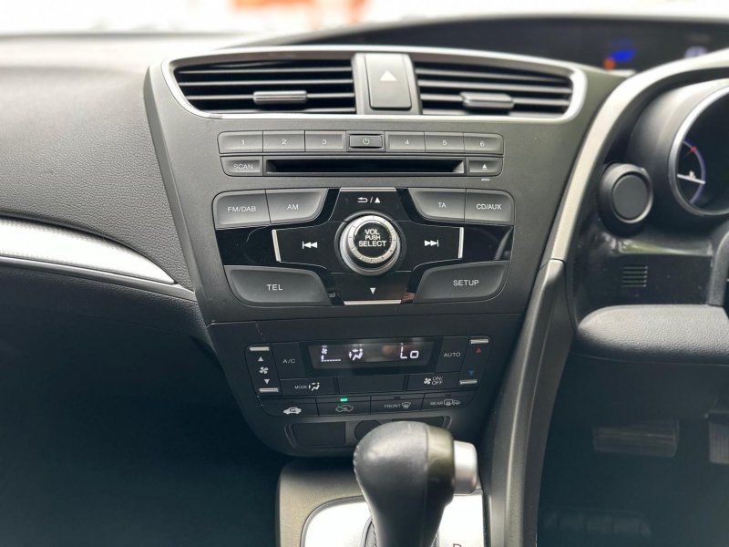 HONDA CIVIC 1.8 i-VTEC S Tourer Auto Euro 6 5dr 2015