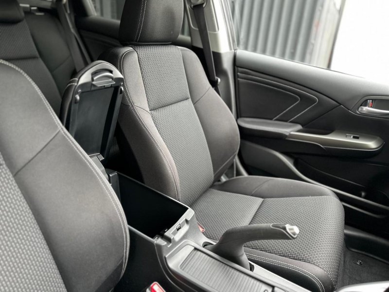 HONDA CIVIC 1.8 i-VTEC S Tourer Auto Euro 6 5dr 2015