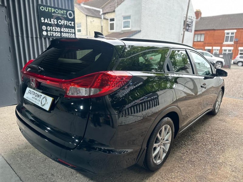 HONDA CIVIC 1.8 i-VTEC S Tourer Auto Euro 6 5dr 2015