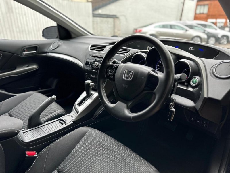 HONDA CIVIC 1.8 i-VTEC S Tourer Auto Euro 6 5dr 2015