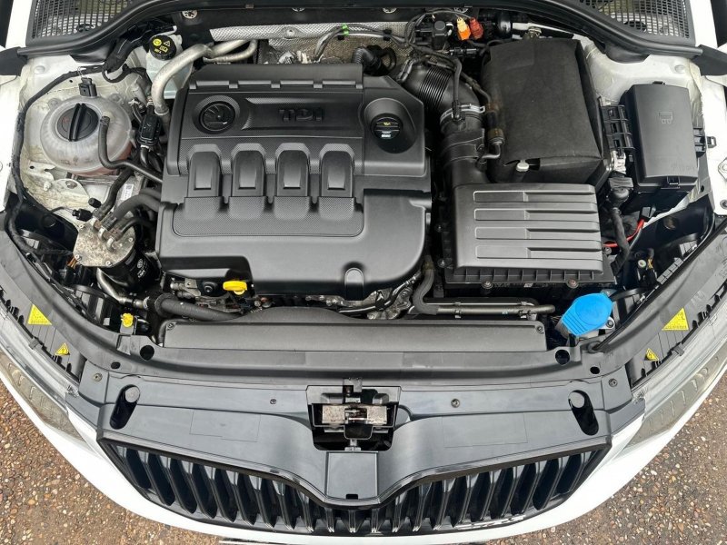 SKODA OCTAVIA 2.0 TDI vRS DSG Euro 5 (s/s) 5dr 2015