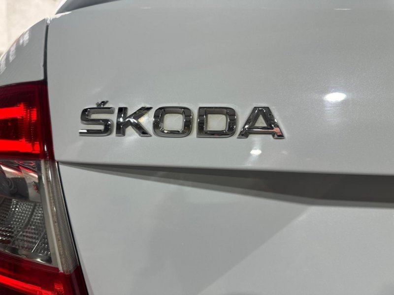 SKODA OCTAVIA 2.0 TDI vRS DSG Euro 5 (s/s) 5dr 2015