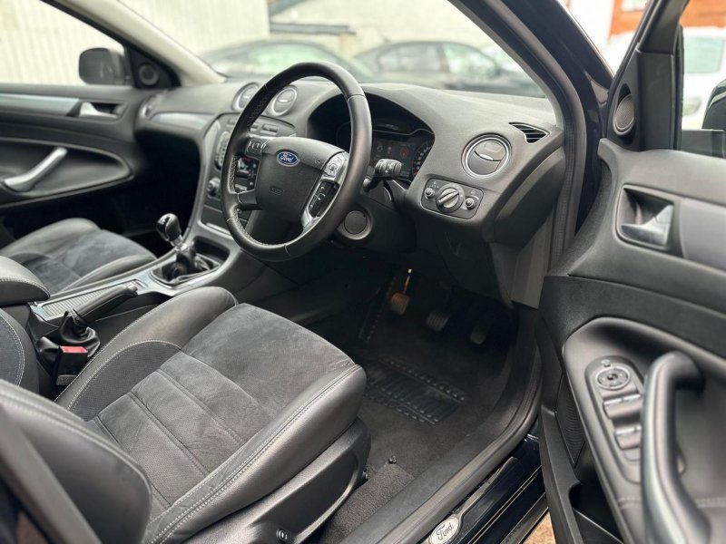 FORD MONDEO 2.2 TDCi Titanium X Euro 5 5dr 2012
