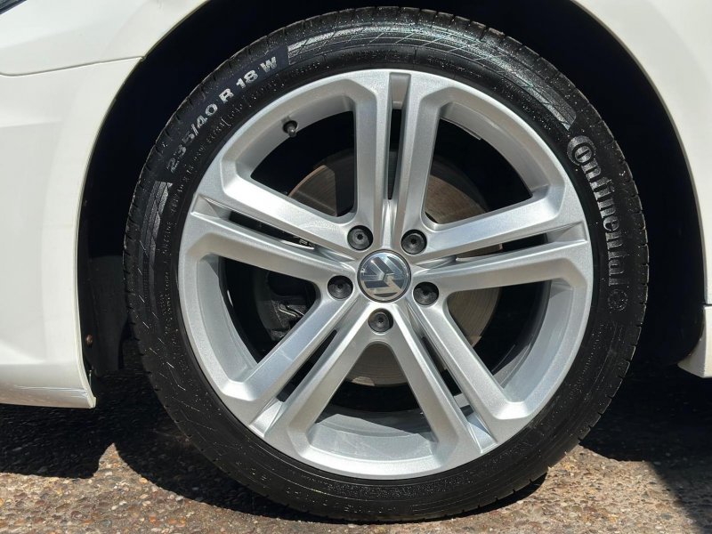 VOLKSWAGEN CC 2.0 TDI BlueMotion Tech R-Line DSG Euro 5 (s/s) 4dr 2014