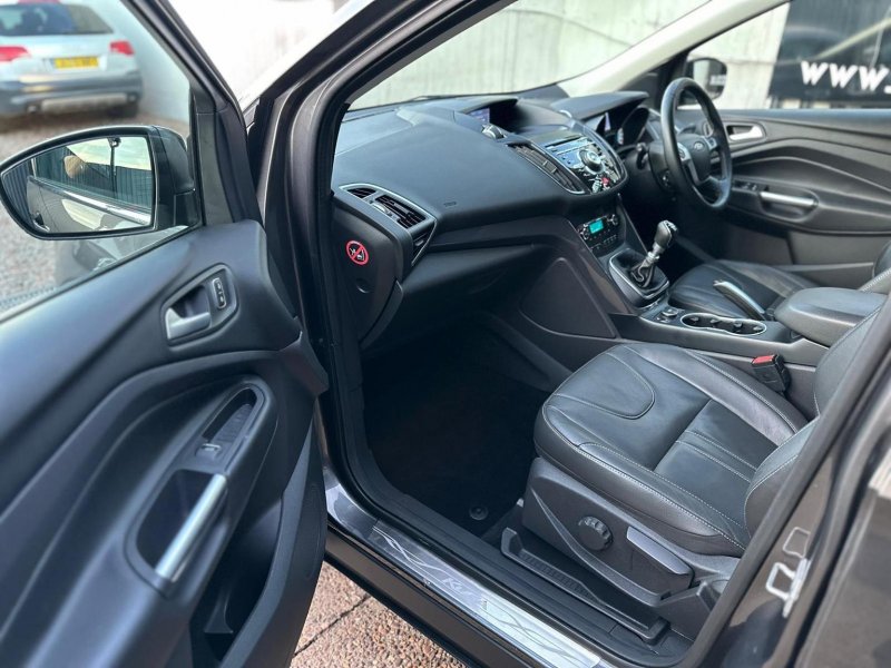 FORD KUGA 2.0 TDCi Titanium X Sport AWD Euro 6 (s/s) 5dr 2015