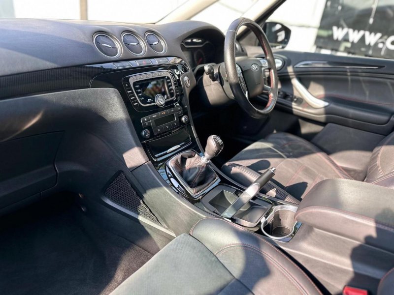 FORD S-MAX 2.0 TDCi Titanium X Sport Euro 5 5dr 2013