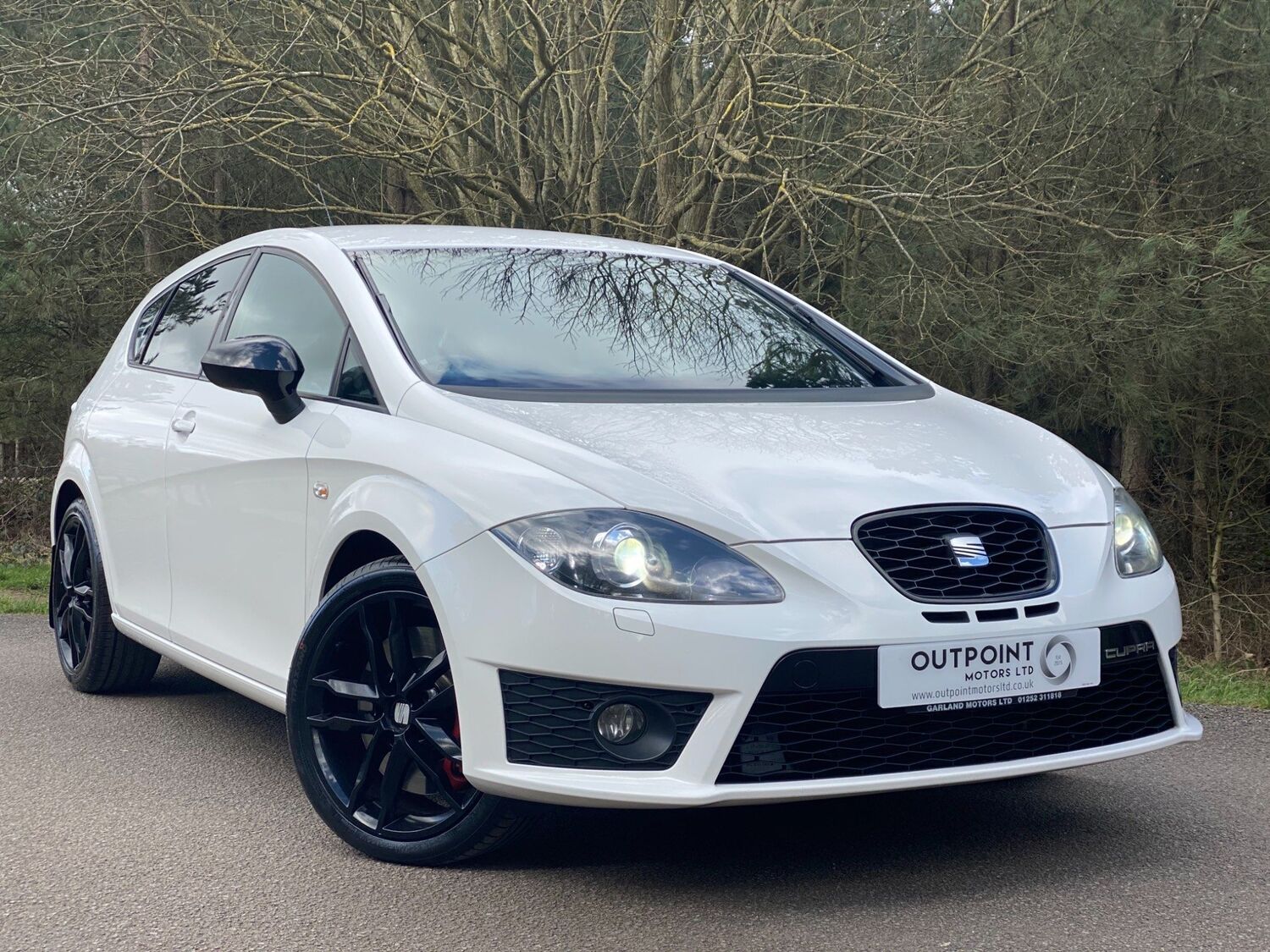 Used SEAT Leon Cupra R (2010 - 2012) Review