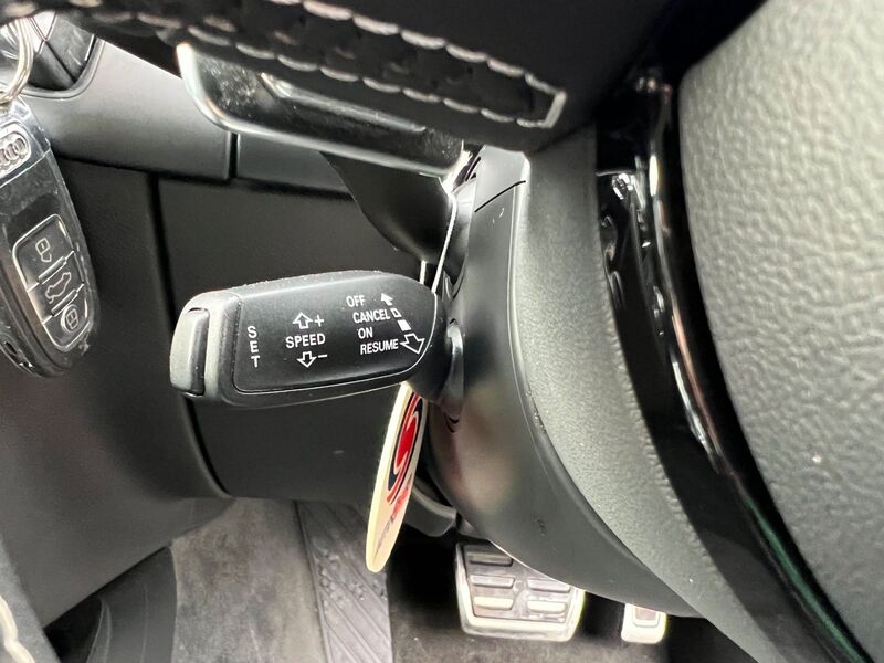 AUDI S4 3.0 TFSI V6 Black Edition S Tronic quattro 5dr 2012