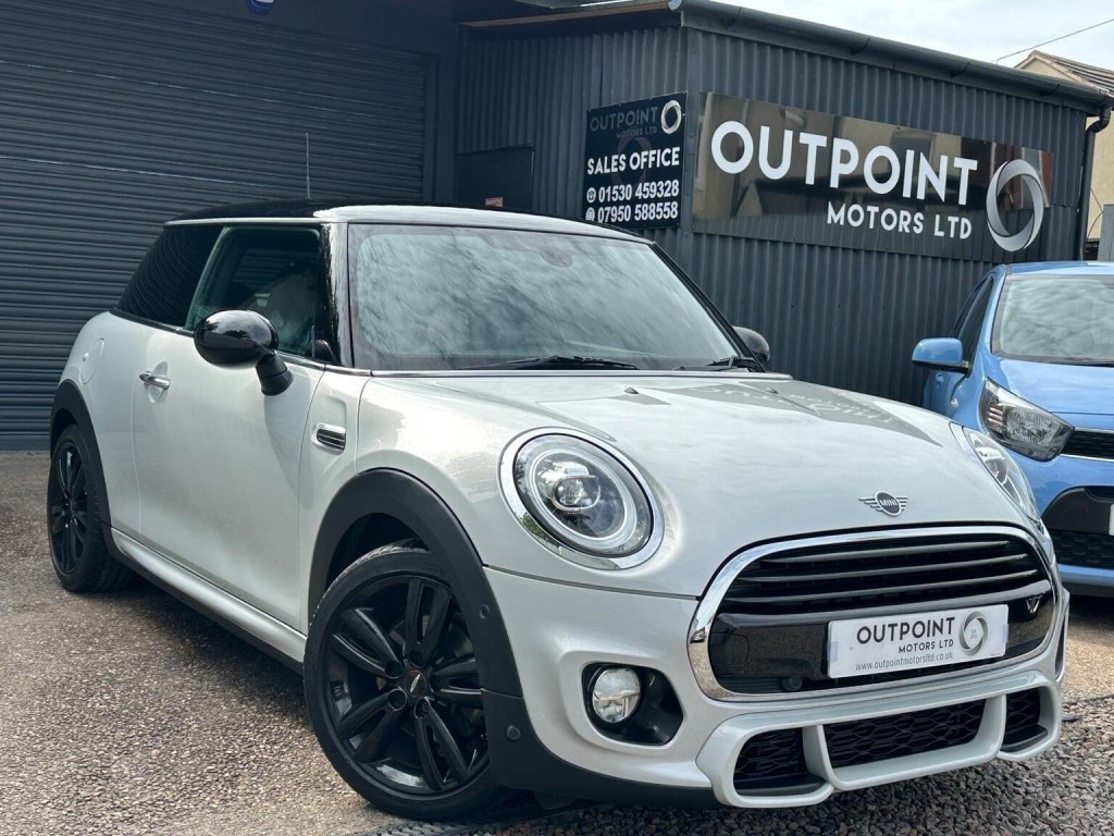 2019 Mini Hatch